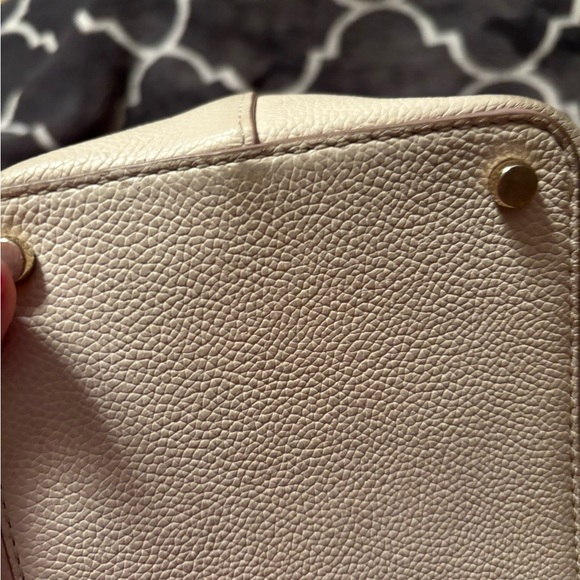 Kate Spade winter white 3 compartment purse. - Picture 4 of 7